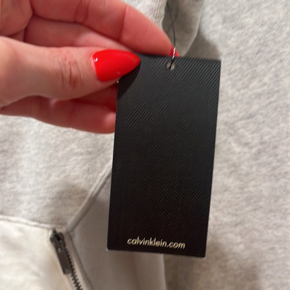 Calvin Klein NWT Sweatshirt WHITE WASH heather Denim Active Activewear Large L - Picture 6 of 10